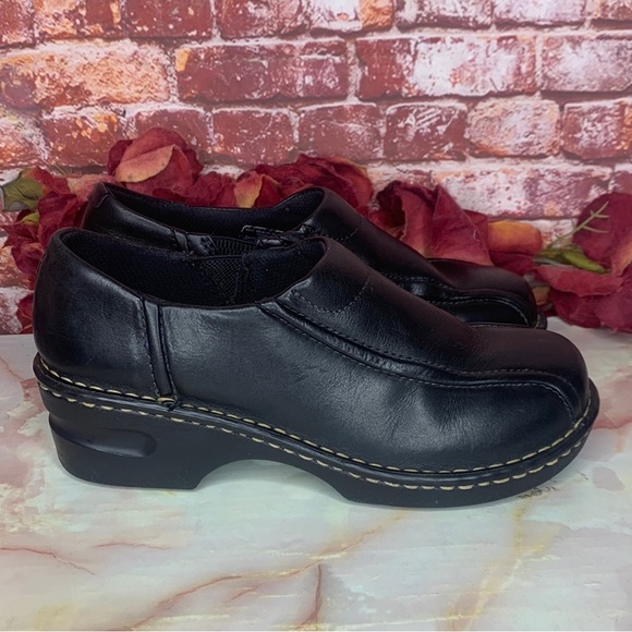 Eastland Shoes - Eastland Black Leather Slip On Tracie Chunky Comfort Clogs